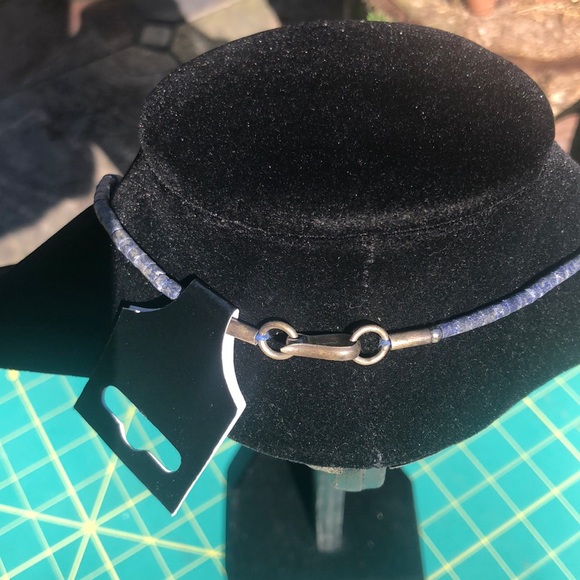 20” Lapis Lazuli and multi-colored bead necklace - Picture 3 of 5